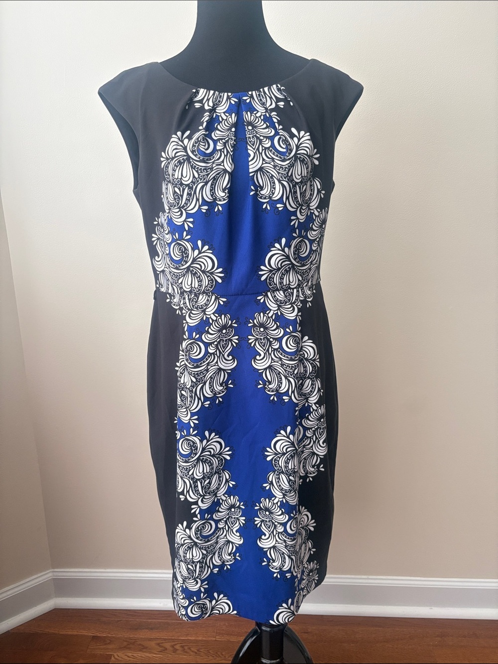 London Times Women’s Blue, White & Black Illusion Dress size 8